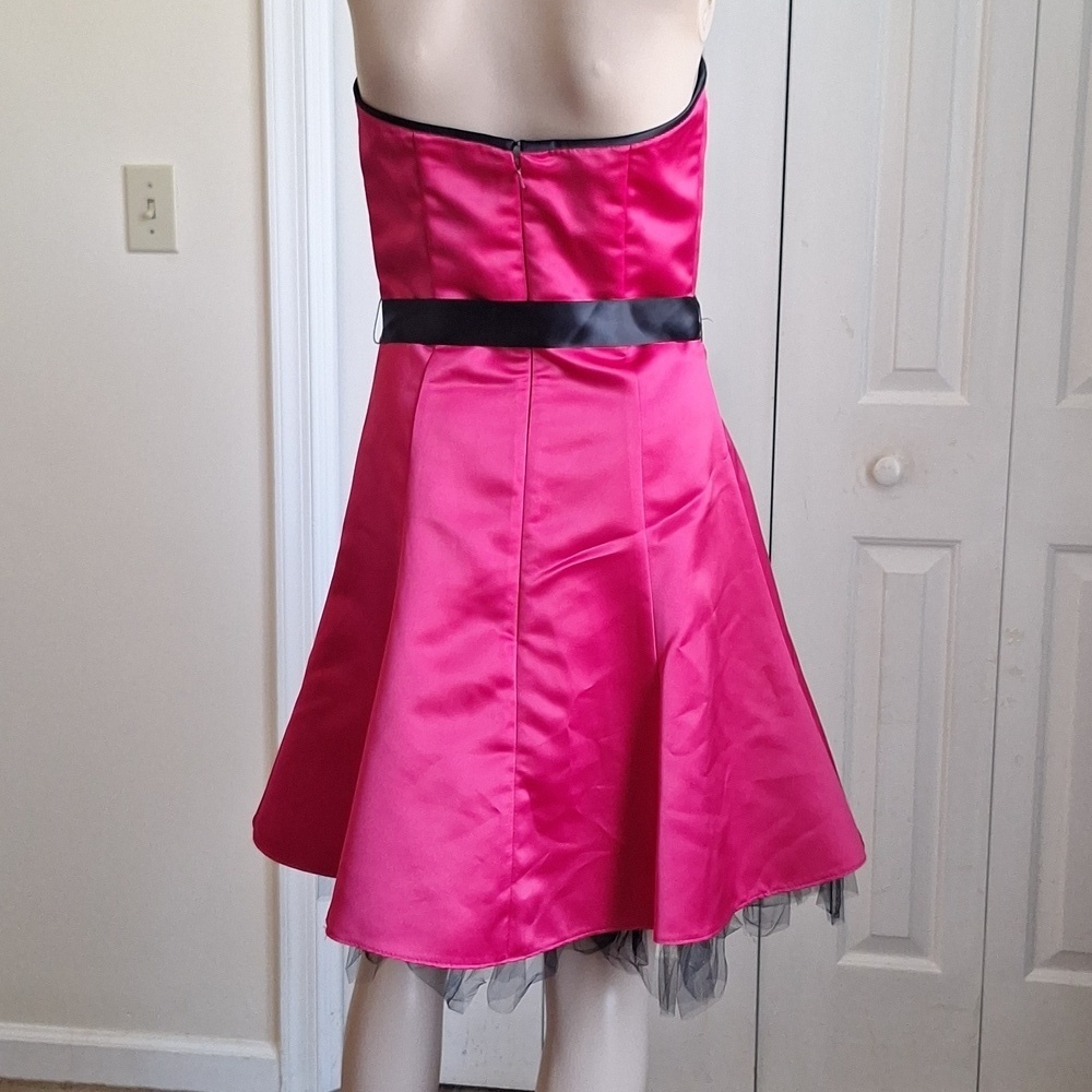 Gorgeous Raspberry Pink Cocktail Dress, Size Small - Picture 4 of 6